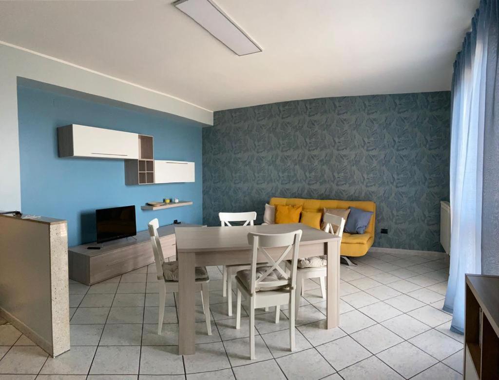 Augustali Momenti Apartment Centuripe Luaran gambar